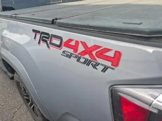 Toyota Tacoma 2021 4x4 TRD Sport 4p Doble Cabina 5.0 ft CB 6M