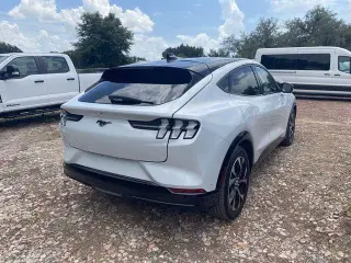 Ford Mustang Mach-E 2023 AWD Premium 4dr SUV