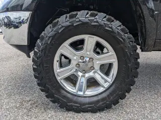 Ram 1500 2015 4x4 Laramie Limited 4dr Crew Cab 5.5 ft. SB Pickup (lanzamiento a mitad de año)