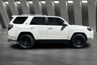Toyota 4Runner 2023 4x2 SR5 Premium 4p SUV