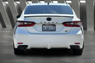 Toyota Camry Hybrid 2024 SE 4p Sedan