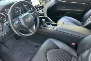 Toyota Camry Hybrid 2024 SE 4p Sedan