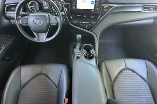 Toyota Camry Hybrid 2024 SE 4p Sedan