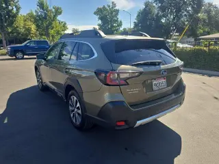 Subaru Outback 2025 AWD Limited 4dr Crossover