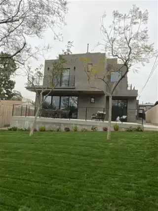 Rojas stucco