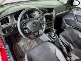 Volkswagen Golf 2015 TDI S 4p Hatchback 6M