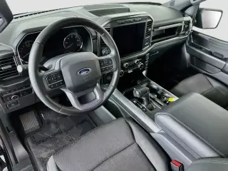 Ford F-150 2023 4x4 Platinum 4dr SuperCrew 5.5 ft. SB