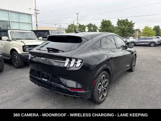 Ford Mustang Mach-E 2023 AWD GT 4dr SUV