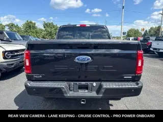 Ford F-150 2023 4x4 XLT 4p SuperCrew 5.5 ft. SB