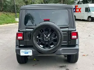 Jeep Wrangler Unlimited 2022 4x4 Sport 4p SUV