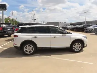 Lincoln Corsair 2026 Premiere 4p SUV