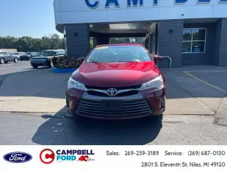 Toyota Camry 2015 XLE 4p Sedan