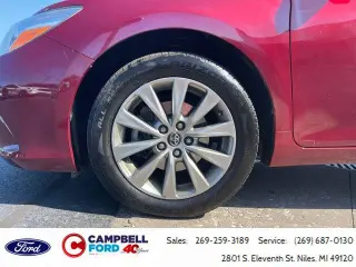 Toyota Camry 2015 XLE 4p Sedan