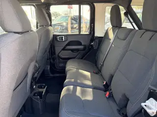 Jeep Wrangler 2024 4x4 Sahara 4p SUV