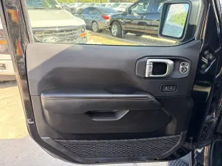Jeep Wrangler 2024 4x4 Sahara 4p SUV