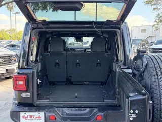 Jeep Wrangler 2024 4x4 Sahara 4p SUV
