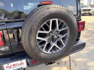Jeep Wrangler 2024 4x4 Sahara 4p SUV