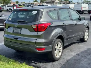 Ford Escape 2019 S 4p SUV