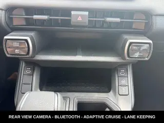 Toyota RAV4 2026 AWD LE 4p SUV