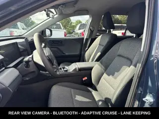 Toyota RAV4 2026 AWD LE 4p SUV