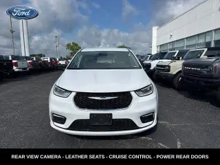 Chrysler Pacifica 2024 Touring L 4dr Mini-Van