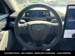Ford Mustang Mach-E 2023 AWD Select 4dr SUV