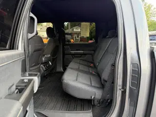 Ford F-150 2023 4x4 XLT 4p SuperCrew 5.5 ft. CB