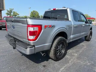 Ford F-150 2021 4x4 Lariat 4dr SuperCrew 5.5 ft. SB