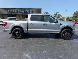 Ford F-150 2021 4x4 Lariat 4dr SuperCrew 5.5 ft. SB