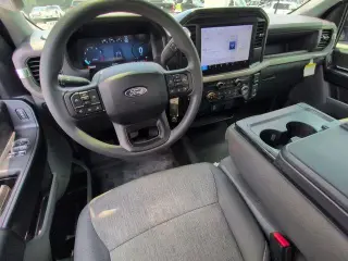 Ford F-150 2025 4x4 XL 2dr Cab Estándar 6.5 pies. SB