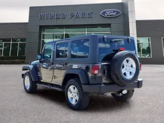 Jeep Wrangler Unlimited 2016 4x4 Sport 4p SUV