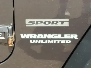 Jeep Wrangler Unlimited 2016 4x4 Sport 4p SUV