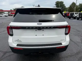 Ford Explorer 2025 AWD Active 4p SUV