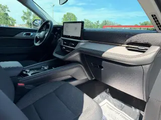 Ford Explorer 2025 AWD Active 4p SUV