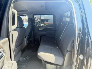 Chevrolet Silverado 1500 2025 4x4 RST 4p. Cabina Doble 5.8 pies. SB