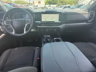Chevrolet Silverado 1500 2025 4x4 RST 4p. Cabina Doble 5.8 pies. SB
