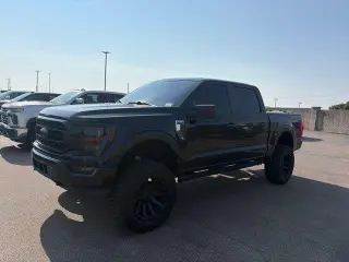 Ford F-150 2023 4x4 XLT 4p SuperCrew 5.5 ft. CA