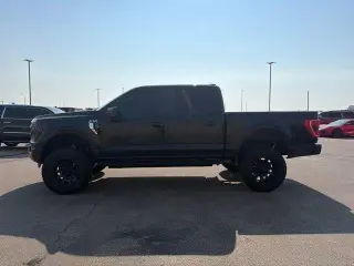 Ford F-150 2023 4x4 XLT 4p SuperCrew 5.5 ft. CA