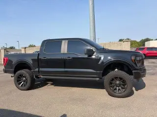 Ford F-150 2023 4x4 XLT 4p SuperCrew 5.5 ft. CA
