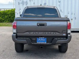Toyota Tacoma 2021 4x2 TRD Sport 4p Doble Cabina 5.0 ft SB
