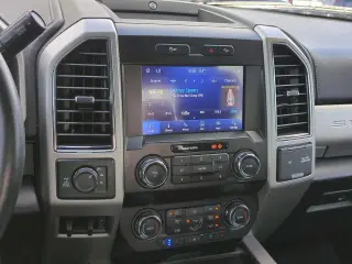 Ford F-250 Super Duty 2021 4x4 XL 4p SuperCab 6.8 ft. SB Camioneta