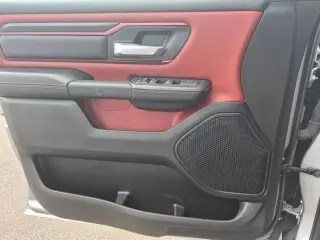 Ram 1500 2025 4x4 Rebel 4p Cabina Crew 5.6 ft. SB Pickup