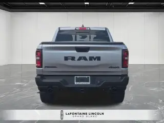 Ram 1500 2025 4x4 Rebel 4p Cabina Crew 5.6 ft. SB Pickup