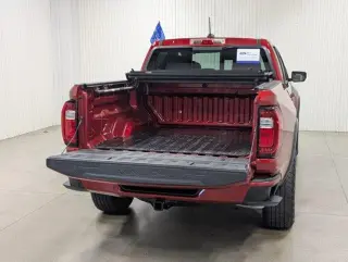 GMC Canyon 2026 4x4 AT4 4p. Cabina Tripulada 5 pies. SB