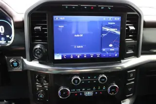 Ford F-150 2023 4x4 Lariat 4dr SuperCrew 6.5 ft. SB