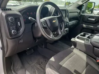 Chevrolet Silverado 2500HD 2024 4x4 Custom 4p Cab Tripulada LB