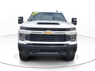 Chevrolet Silverado 2500HD 2024 4x4 Custom 4p Cab Tripulada LB