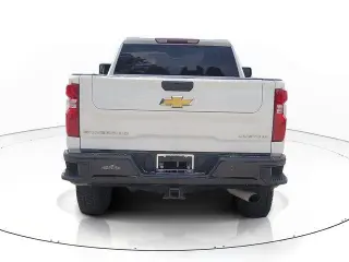 Chevrolet Silverado 2500HD 2024 4x4 Custom 4p Cab Tripulada LB