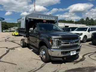 Ford F-350 Super Duty 2019 4x4 XLT 2p Cabina Estándar 145 pulgadas de distancia entre ejes Chasis DRW