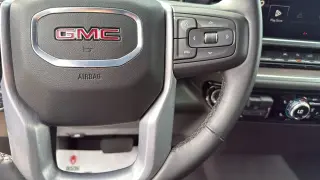 GMC Sierra 1500 2026 4x2 SLT 4p Camioneta Cabina de Tripulante 5.8 ft. CB